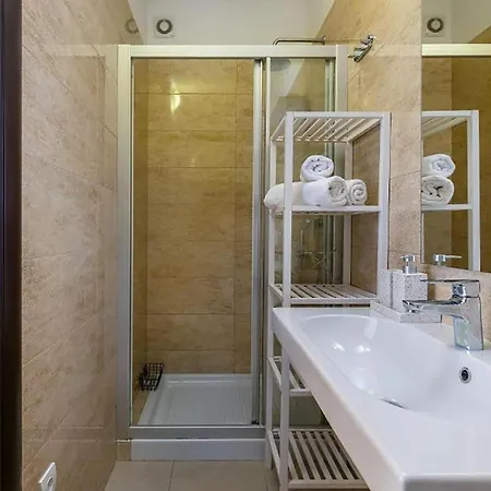 5 Bedroom Cozy In * Rovinjsko Selo